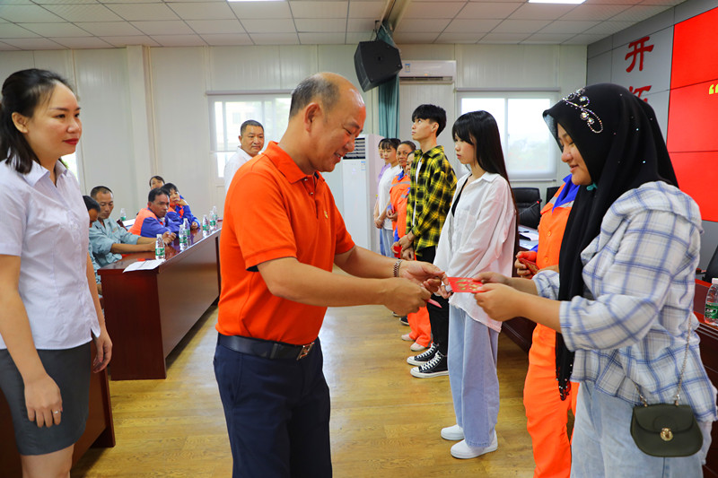 “金秋助學(xué)，圓夢明佳！”明佳集團黨支部及工會組織開展愛心助學(xué)活動！